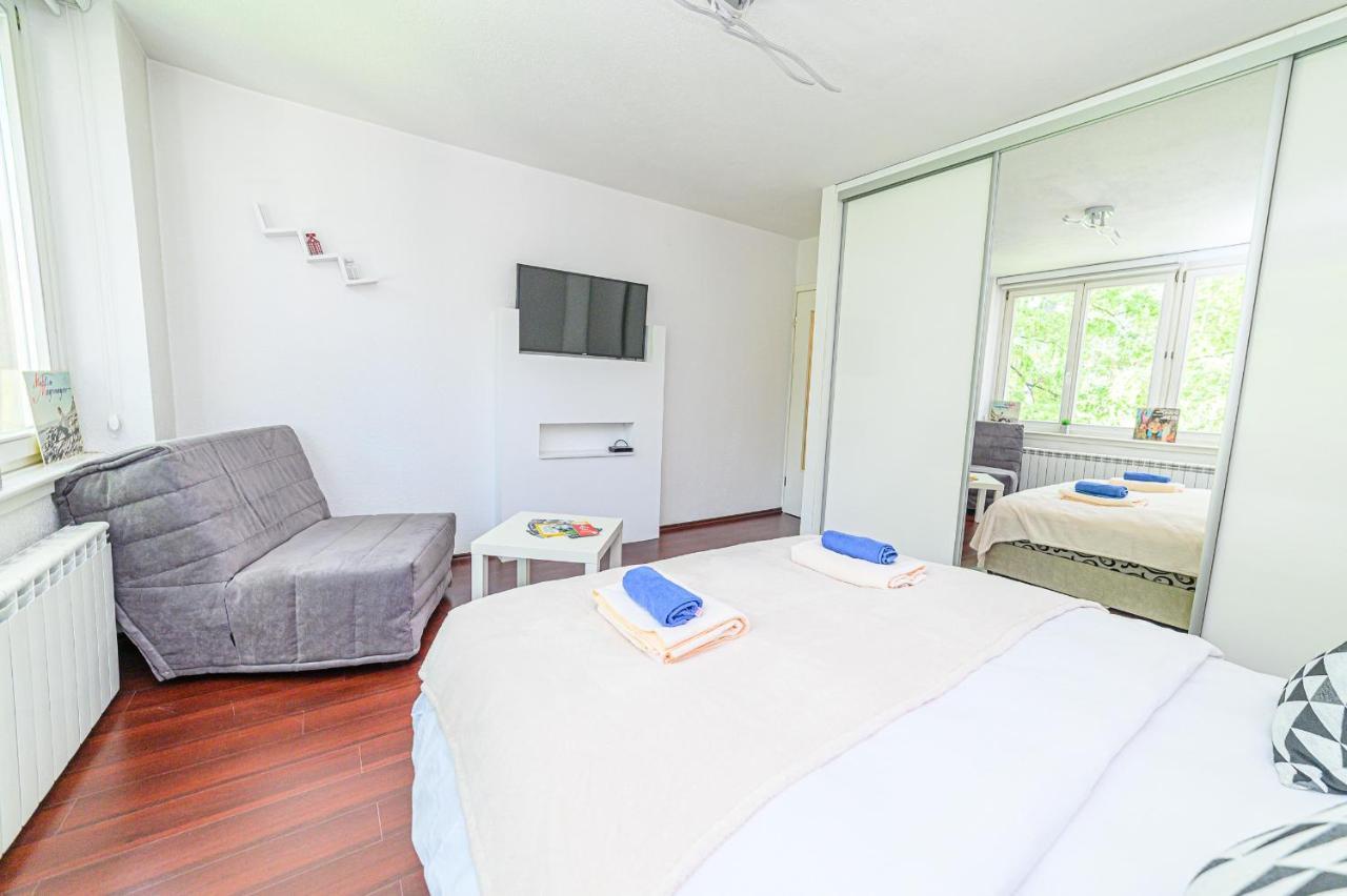 사라예보 Beautiful Cozy Studio Close To City Center 아파트 외부 사진